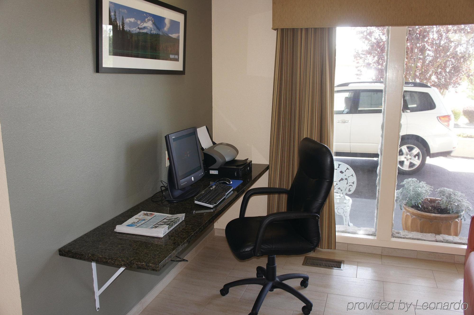 La Quinta By Wyndham Woodburn Hotel Kültér fotó